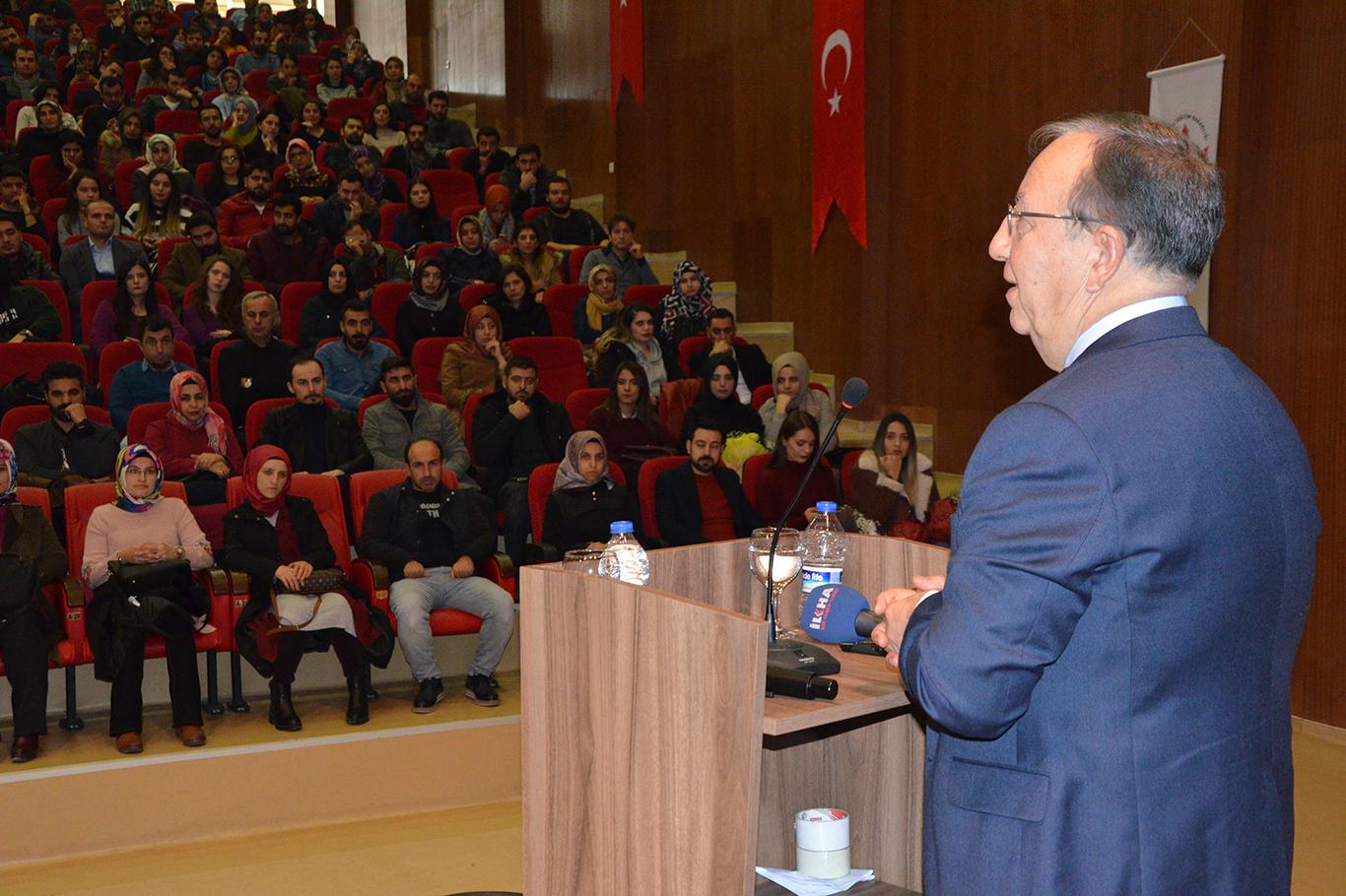 "Okumaya ayırdığımız zaman günde bir dakika" "Okumaya ayırdığımız zaman günde bir dakika"
